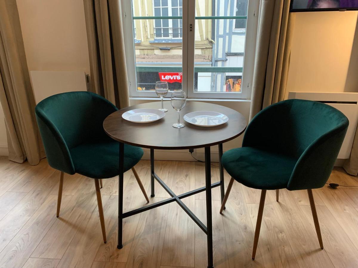 Appartement N°2 Plein Coeur De *